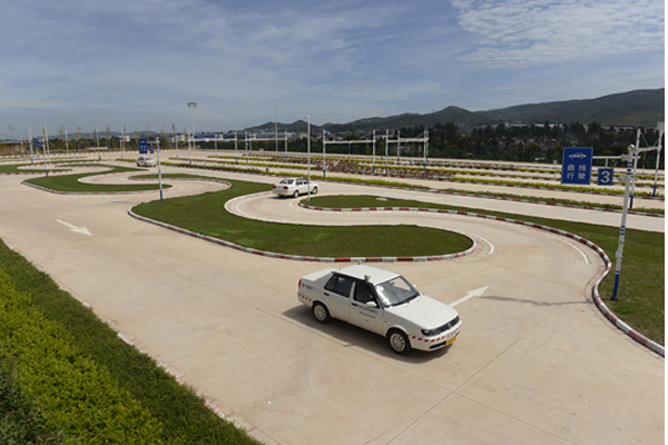 做到兩點(diǎn)，輕松考試，順利拿證