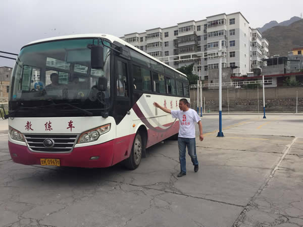 做到兩點(diǎn)，輕松考試，順利拿證