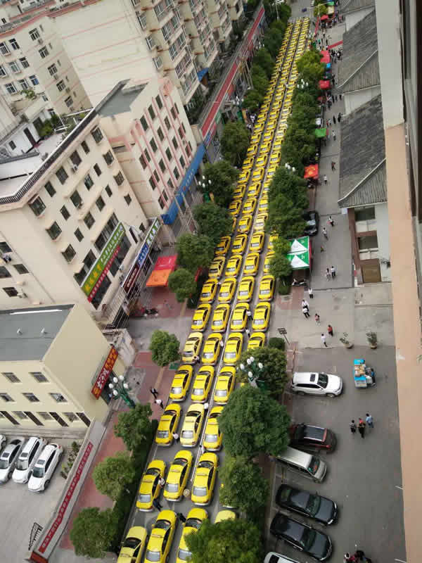 又是一年高考季，又到愛心送考時(shí)