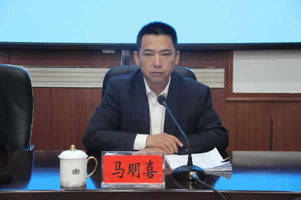 隴南市隴運集團(tuán)公司黨委召開理論學(xué)習(xí)中心組集中學(xué)習(xí)（擴大）會議